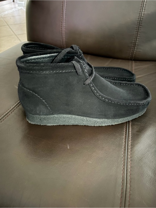 Clarks Men’s Black Wallabee Boots main image 4